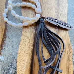 Pearl Bracelet w/ Copper Feather